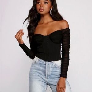 🌼FOR BUNDLE ONLY 🌼Black Corset with Ruched Sleeves
